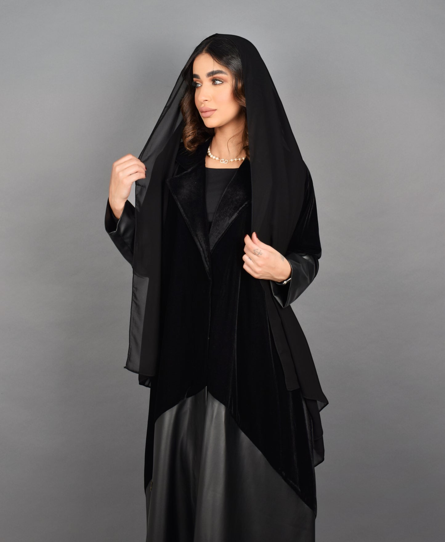 Leather & Velvet Black Abaya