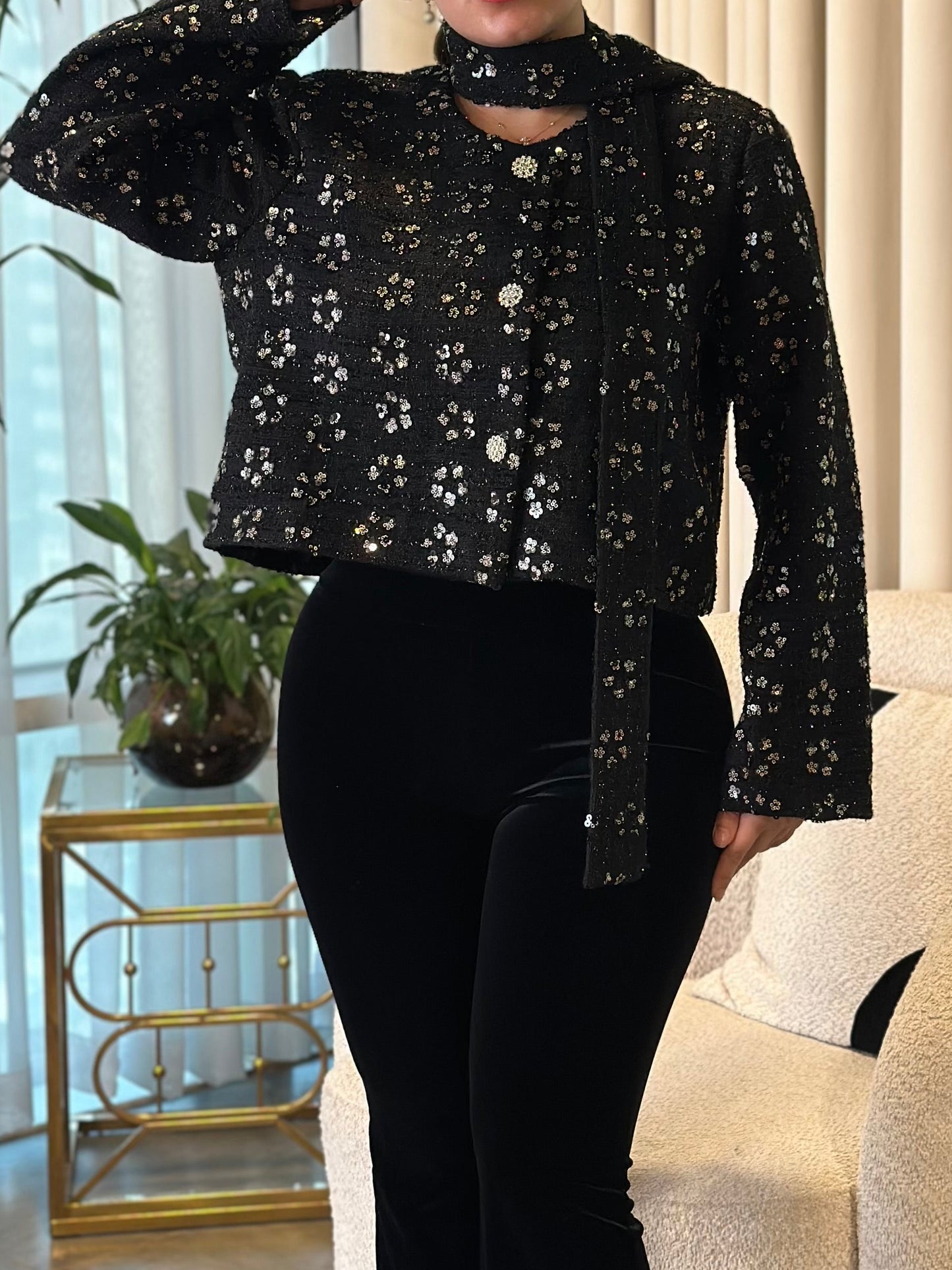 Small Flowers Gold & Black Blazer